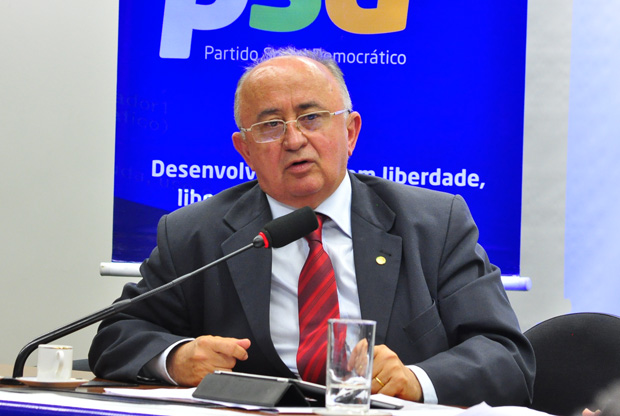 julio-cesar-19-06-2013