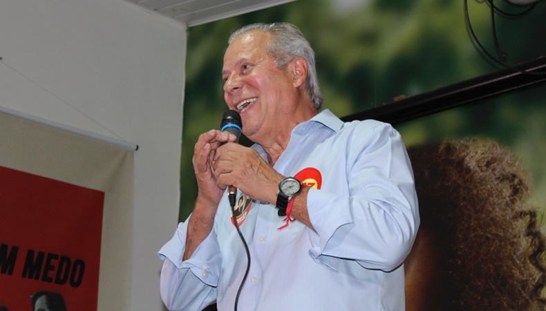 f0967c0ea1f4165384165c3c0ef7bb9f