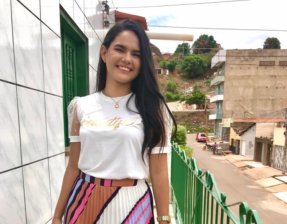 Piauiense de 18 anos é finalista em concurso nacional de canto