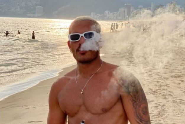 Bancário de 30 anos tem pulmão perfurado por uso de cigarro eletrônico
