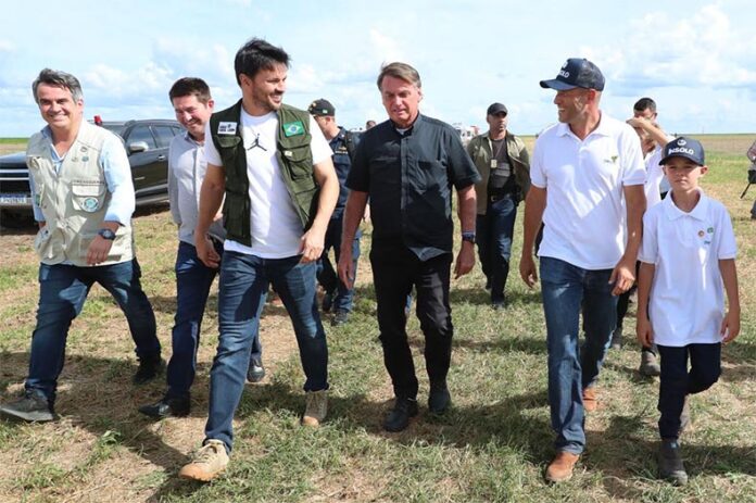 No Piauí, Bolsonaro critica interferência na eleição e que vive “momento de briga”