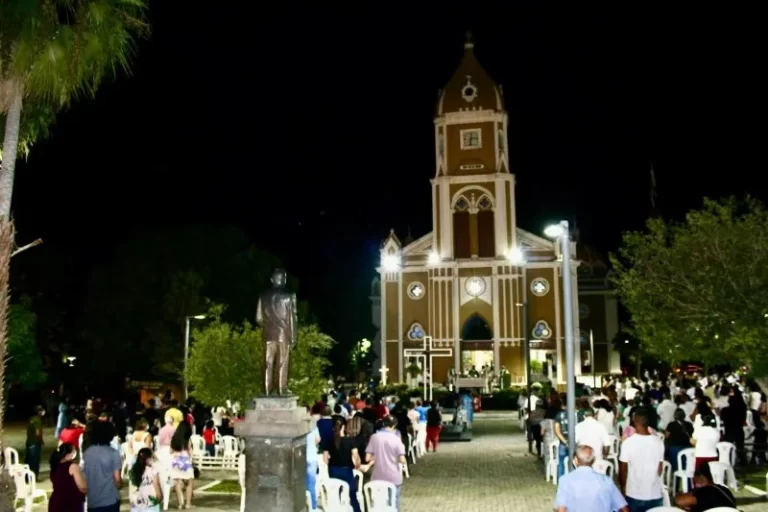 Turismo religioso aquece economia em Floriano