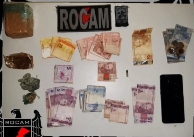 Em Picos, Polícia Militar prende mulher com drogas e dinheiro