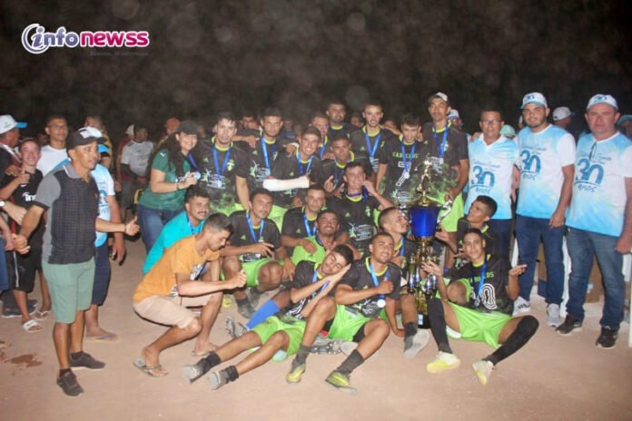 Final-do-28°-Campeonato-Municipal-de-Futebol-Aamador-de-Caldeirao-Grande-do-Piuai-IMG_7967 - compress
