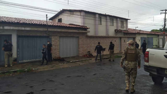 Polícia deflagra operação e prende cinco suspeitos de roubos de veículos no Piauí