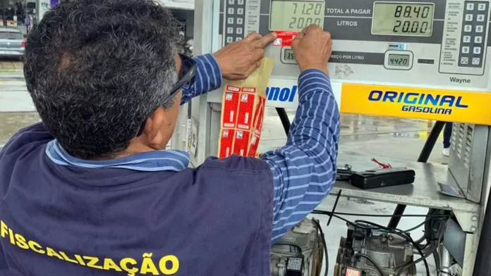 Procon lança painel com lista de postos de combustíveis fiscalizados e irregulares no Piauí