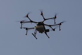 Apoiadores de Lula são alvo de drone com fezes e urina durante ato em MG
