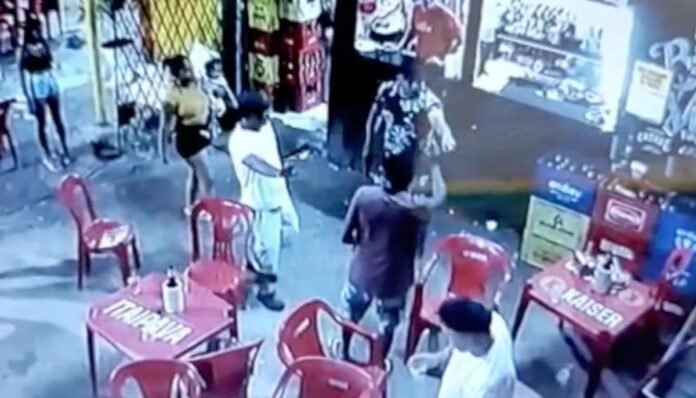 Homem saca arma e ameaça atirar em cliente de restaurante no Piauí
