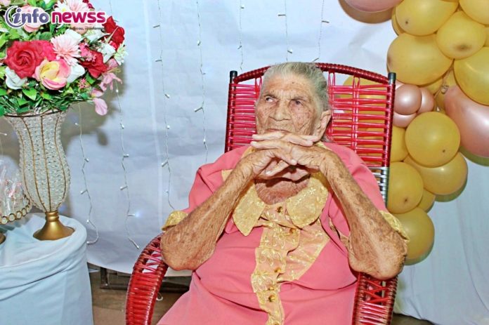 Dona Antônia 100 anos- IMG-20220920-WA0034