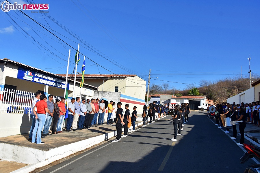 Prefeitura de Francisco Macedo — PI promove ato cívico em comemoração ao bicentenário da Independência - DSC_1067