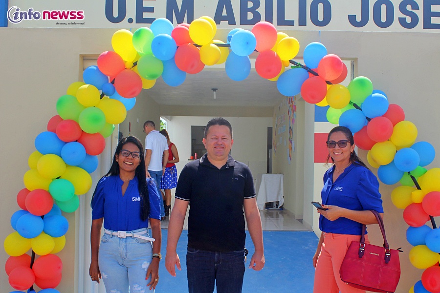Prefeito Novim entrega ampliação e reforma de escola no Povoado Retiro em Francisco  Macedo — PI - Info Newss
