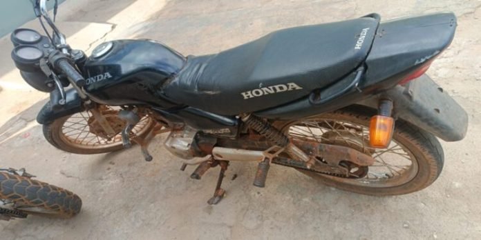 moto-1-2-750x375