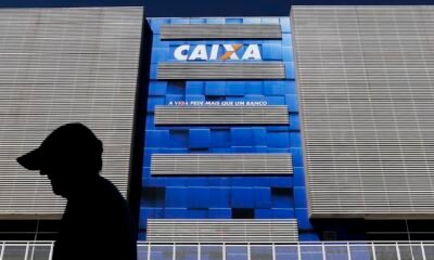 predio_da_caixa_economica_federal_170120182643-400x240