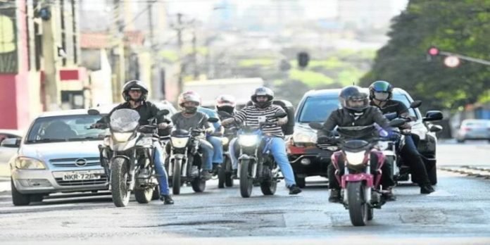 motos12-750x375