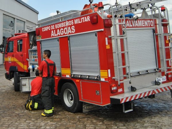 quatro-criancas-morrem-em-incendio-causado-por-curto-circuito-6a70d1a2-8e99-48a5-ac2d-149f02df249c