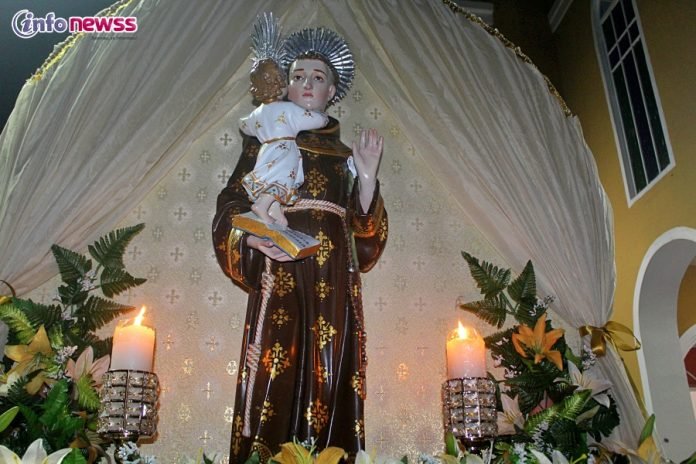 Novena Missa Abre 109ª Festa de Santo Antônio em Padre Marcos — PI - IMG_9777