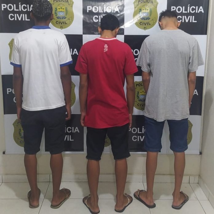 dcc0b5330336215a9ae21329fc12643d
