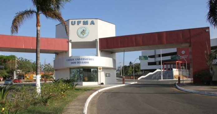 professores_da_ufma_iniciam_greve_contra_medi_XEBxvdA