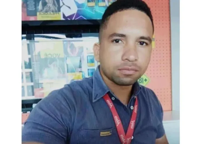 gerente-e-morto-a-tiros-em-local-de-trabalho_-1066939500460799831