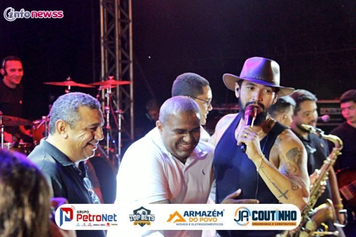 Confira fotos dos Shows com Caninana, Marcelo Batista, Cristian Ribeiro e Ademir o Operador e Ângela Mel na XVII festa do vaqueiro do pov. Várzea Queimada-IMG_2294