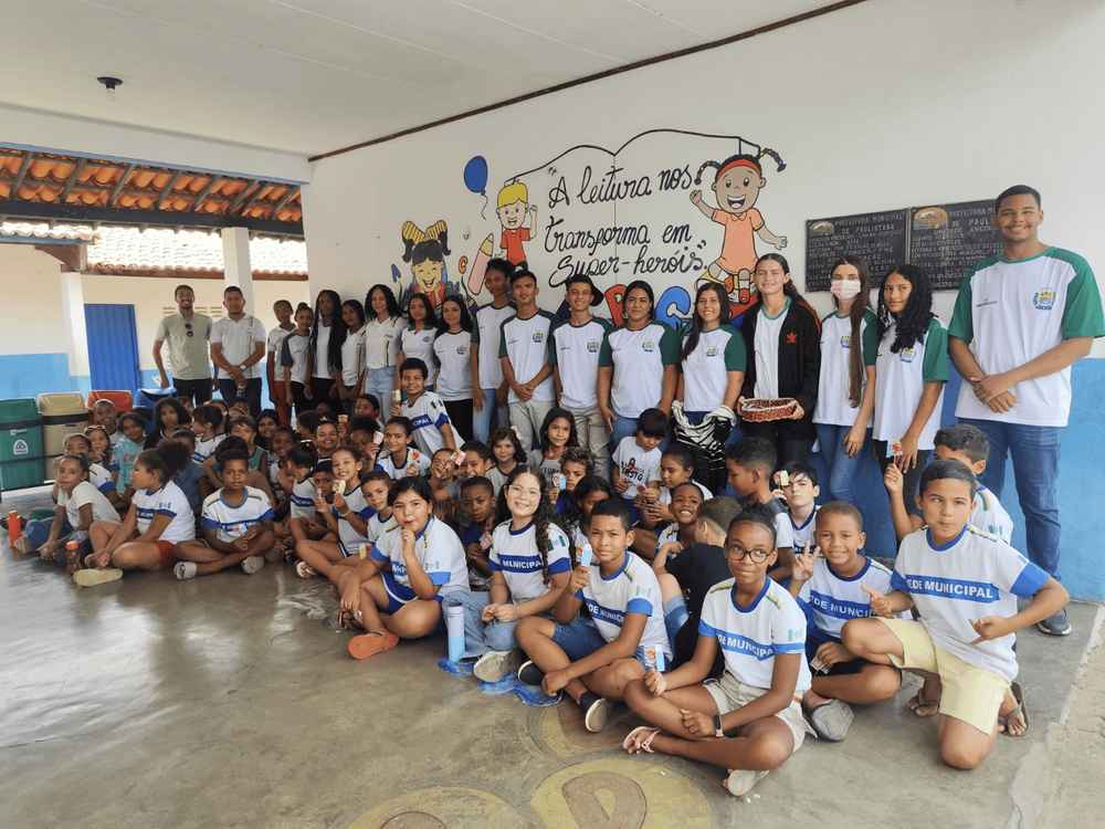 Estudantes da rede estadual realizam ação de conscientização ambiental com crianças em Paulistana