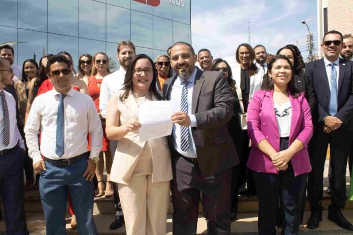 Yana Moura e Ernandes Curica registram candidaturas para as eleições da OAB de Picos