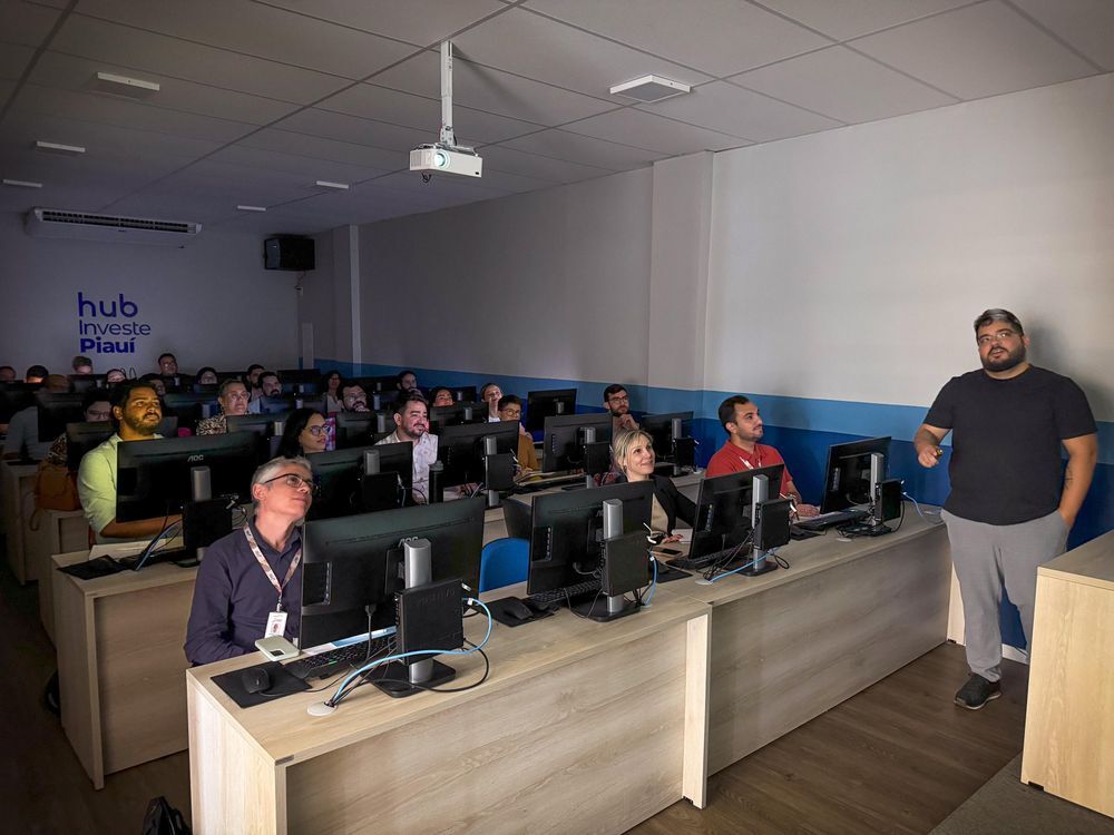 No Piauí, servidores da Seduc do iniciam curso de inteligência artificial pelo CapacitIA