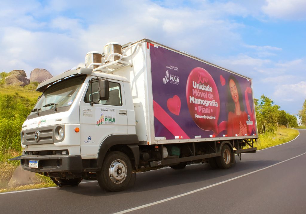 Caminhão da Momografia
