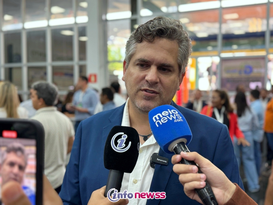 Dr. Pablo Santos assina adesão de Picos ao Pacto pela Saúde