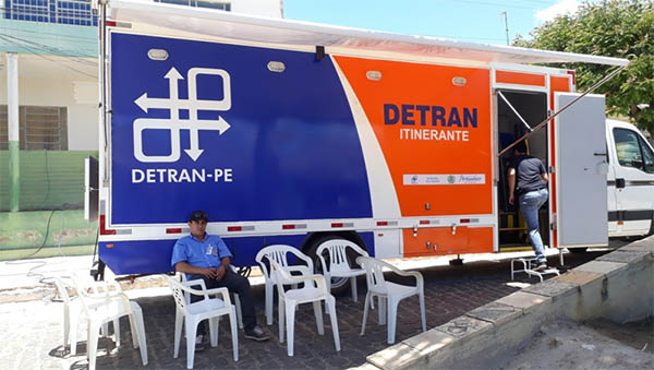 Caminhão do Detran Itinerante - caminhão do Detran-PE Itinerante