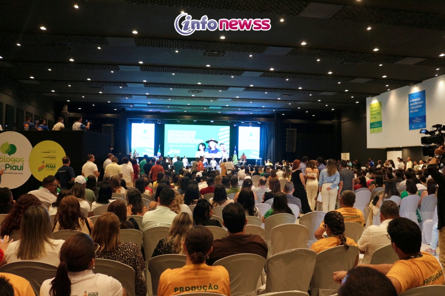 IMG_9875 - Rafael Fonteles participa de plenária do Diálogos pelo Piauí em Picos com representantes do Vale do Guaribas