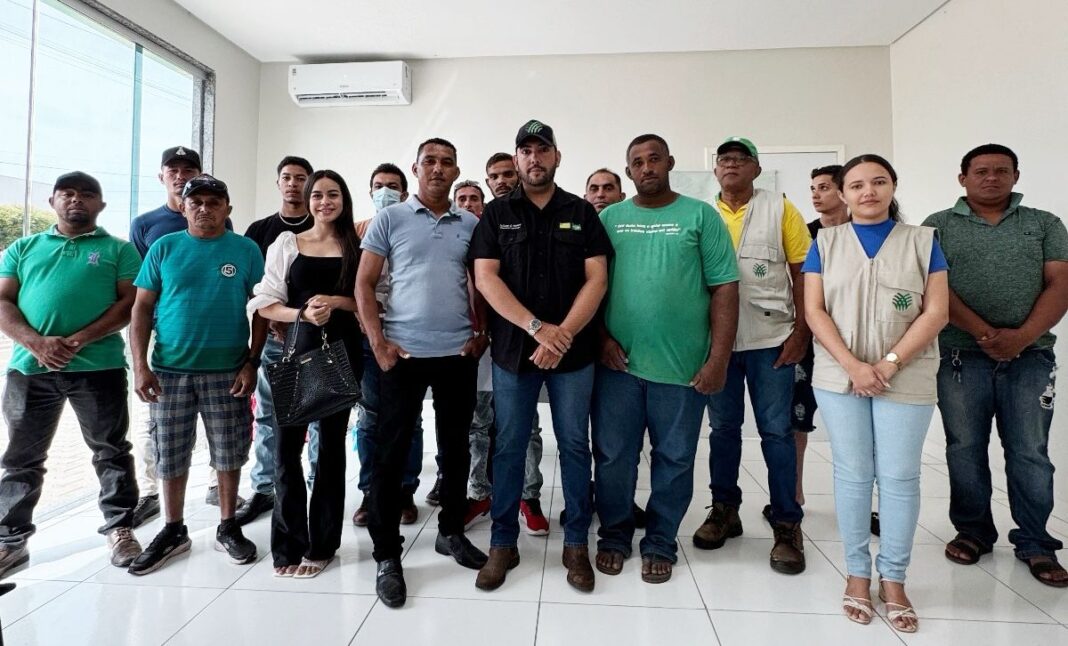 Prefeitura de Geminiano promove curso de Operador de Máquinas Agrícolas em parceira com SENAR - destaque