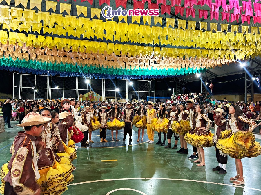 WhatsApp Image 2025-07-19 at 09.44.42Confira os melhores momentos da segunda e última noite do São João das Escolas em Belém do Piauí-