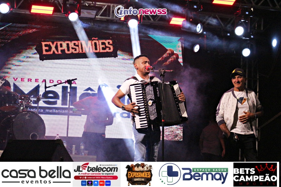 IMG_1286Shows com Murilo Anjo e Leonel do Acordeon movimentam a 1ª Exposimões na primeira noite de festa-