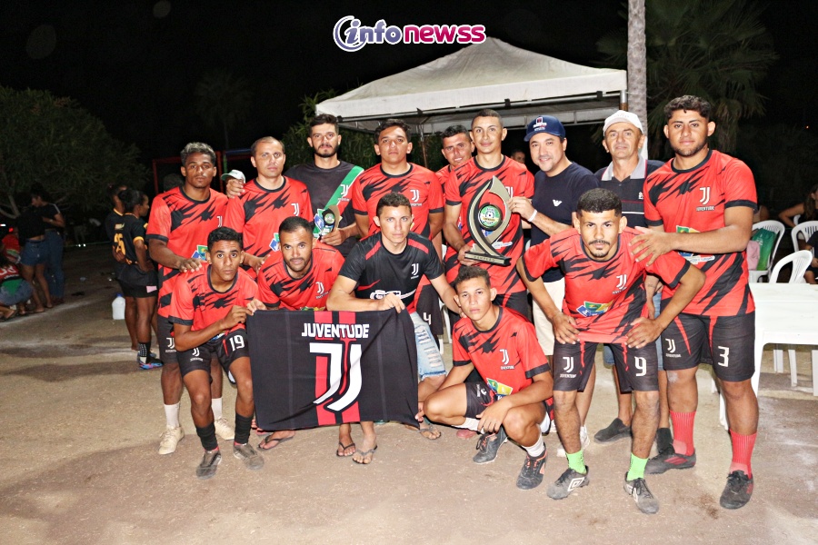 IMG_9592Juventude de Patos vence Peixe nos pênaltis e conquista título do Campeonato de Fut 6 da Arena Carvalho em Massapê do Piau -