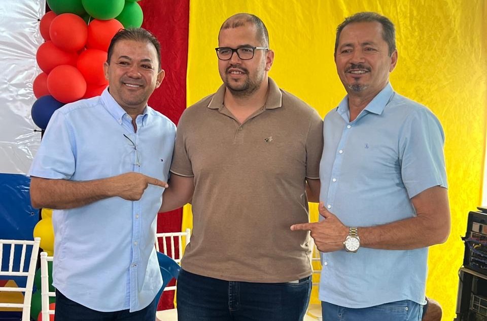 Suplente de vereador Filemon Alencar adere ao grupo de Evilásio Mateus em Araripina